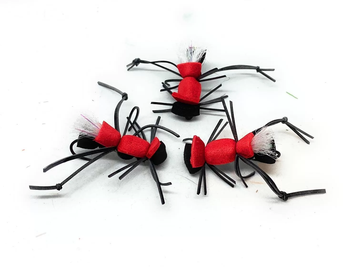 Fat Albert Black & Red Dry Fly <p> 3 artificiali. – featured